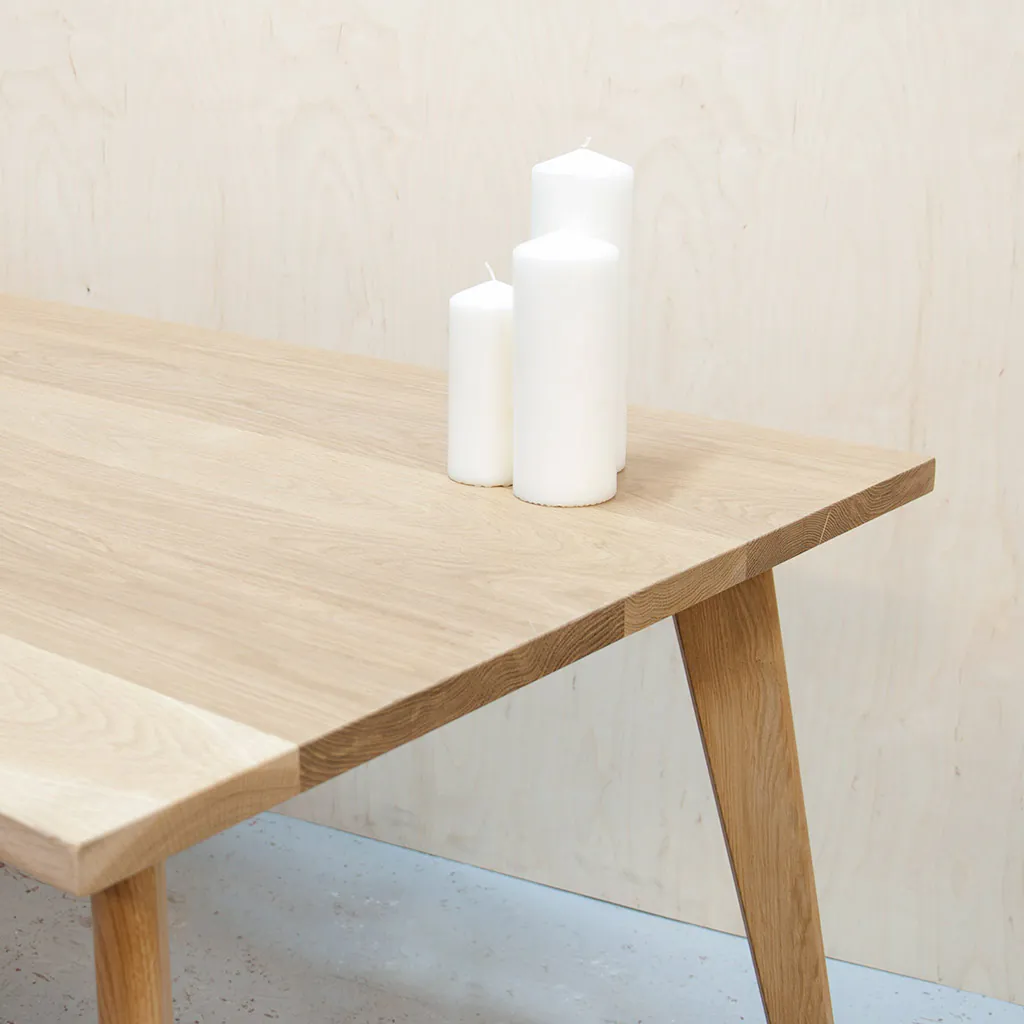 Oak-Aarhus-Dining-table
